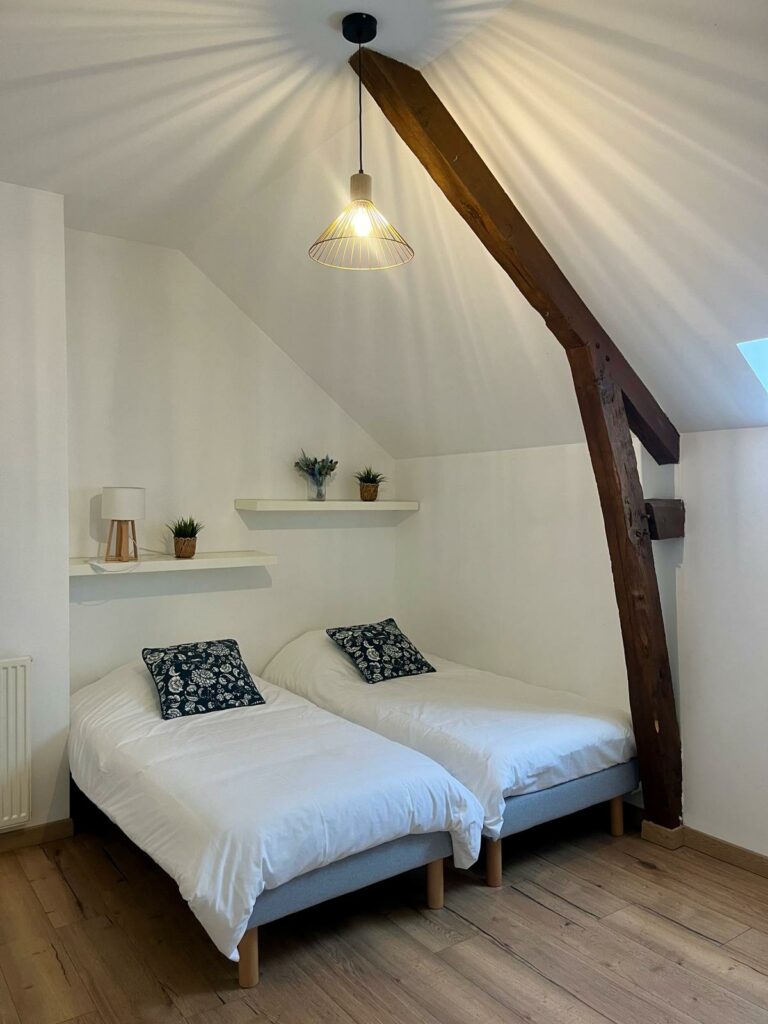 Chambre de 2 personnes avec 2 lits simples